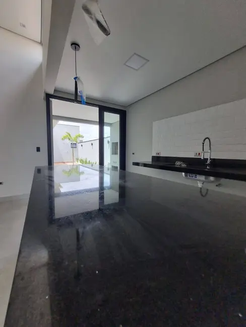 Casa com 3 quartos à venda, 200m2 em Jardim Novo Horizonte, Sorocaba - SP - imagem 9 Foto 9 de Casa com 3 quartos à venda, 200m2 em Jardim Novo Horizonte, Sorocaba - SP