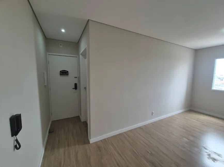 Foto 5 de Apartamento com 3 quartos à venda, 65m2 em Jardim Maria Eugênia, Sorocaba - SP