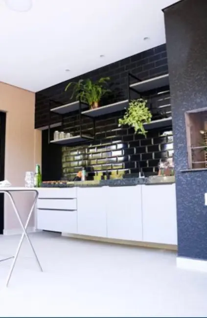 Foto 4 de Casa de Condomínio com 3 quartos à venda, 280m2 em Jardim Gutierres, Sorocaba - SP