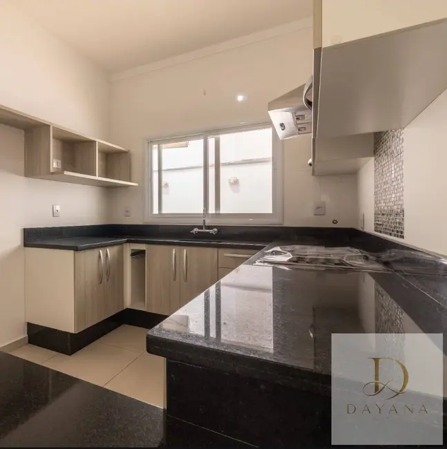 Casa de Condomínio com 3 quartos à venda e para alugar, 175m2 em Jardim Golden Park Residence II, Sorocaba - SP - imagem 5 Foto 5 de Casa de Condomínio com 3 quartos à venda e para alugar, 175m2 em Jardim Golden Park Residence II, Sorocaba - SP