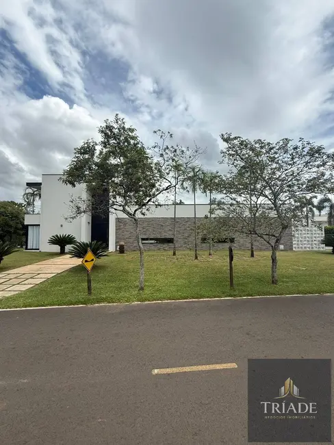 Foto 2 de Casa de Condomínio com 4 quartos à venda e para alugar, 1000m2 em Aracoiaba Da Serra - SP