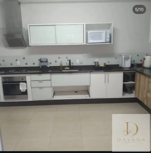 Casa de Condomínio com 3 quartos à venda, 272m2 em Parque Residencial Villa dos Inglezes, Sorocaba - SP - imagem 1 Foto 1 de Casa de Condomínio com 3 quartos à venda, 272m2 em Parque Residencial Villa dos Inglezes, Sorocaba - SP