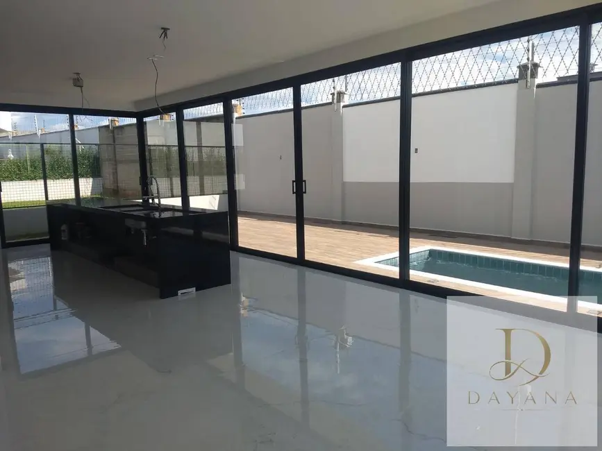 Foto 8 de Casa de Condomínio com 3 quartos à venda, 300m2 em Votorantim - SP