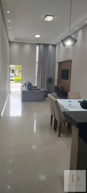 Casa de Condomínio com 3 quartos à venda, 250m2 em Éden, Sorocaba - SP - imagem 3 Foto 3 de Casa de Condomínio com 3 quartos à venda, 250m2 em Éden, Sorocaba - SP