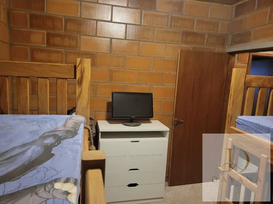 Foto 9 de Casa com 2 quartos à venda, 200m2 em Dona Catarina, Mairinque - SP