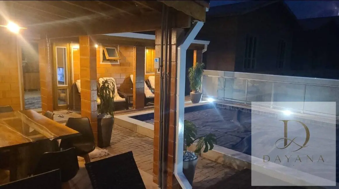Foto 1 de Casa com 2 quartos à venda, 200m2 em Dona Catarina, Mairinque - SP