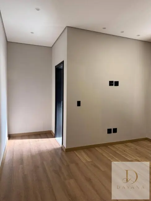 Casa de Condomínio com 2 quartos à venda, 180m2 em Jardim Terras de São Francisco, Sorocaba - SP - imagem 3 Foto 3 de Casa de Condomínio com 2 quartos à venda, 180m2 em Jardim Terras de São Francisco, Sorocaba - SP