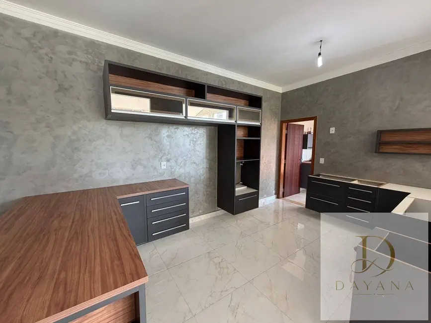 Chácara com 3 quartos à venda, 4000m2 em Centro, Ipero - SP - imagem 6 Foto 6 de Chácara com 3 quartos à venda, 4000m2 em Centro, Ipero - SP