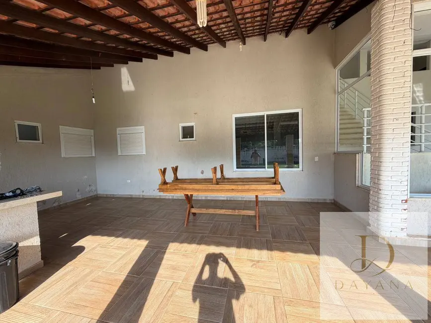 Chácara com 3 quartos à venda, 4000m2 em Centro, Ipero - SP - imagem 5 Foto 5 de Chácara com 3 quartos à venda, 4000m2 em Centro, Ipero - SP