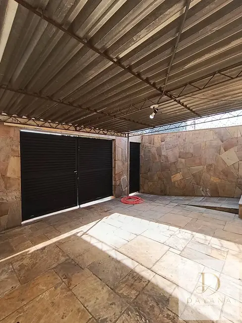 Casa com 3 quartos à venda, 180m2 em Vila Lucy, Sorocaba - SP - imagem 3 Foto 3 de Casa com 3 quartos à venda, 180m2 em Vila Lucy, Sorocaba - SP