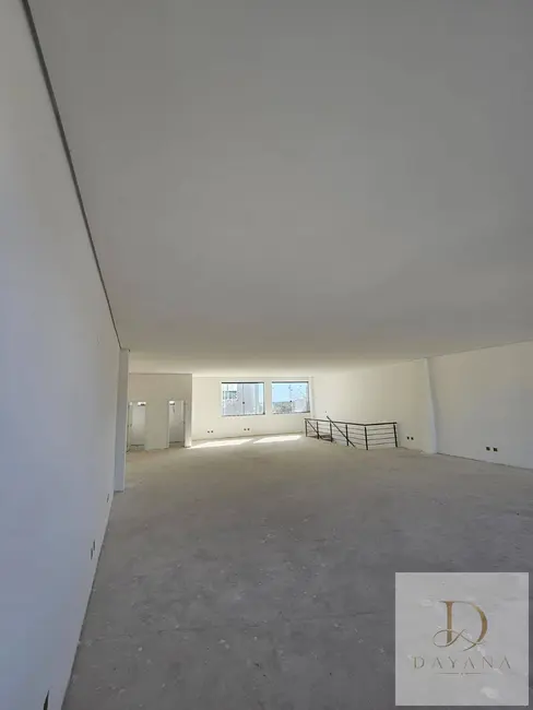 Sala Comercial à venda e para alugar, 300m2 em Wanel Ville, Sorocaba - SP - imagem 6 Foto 6 de Sala Comercial à venda e para alugar, 300m2 em Wanel Ville, Sorocaba - SP