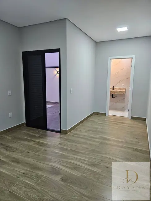 Casa de Condomínio com 3 quartos à venda, 200m2 em Sorocaba - SP - imagem 8 Foto 8 de Casa de Condomínio com 3 quartos à venda, 200m2 em Sorocaba - SP