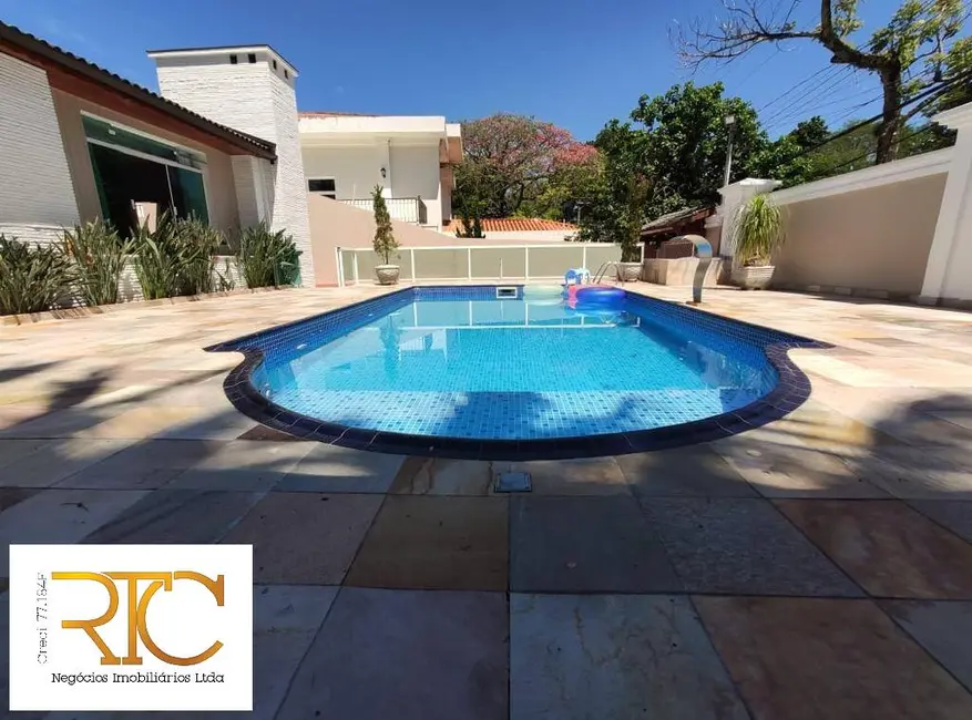 Casa com 6 quartos à venda, 450m2 em Interlagos, São Paulo - SP - imagem 1 Foto 1 de Casa com 6 quartos à venda, 450m2 em Interlagos, São Paulo - SP