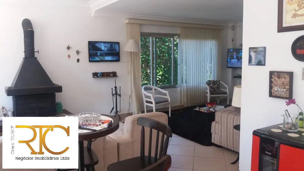 Foto 2 de Casa com 4 quartos à venda, 260m2 em Interlagos, São Paulo - SP