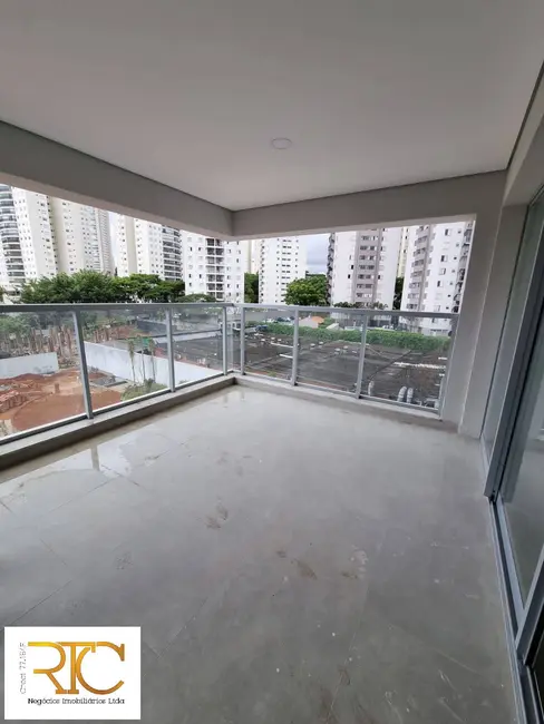 Apartamento com 3 quartos à venda, 122m2 em Vila Sofia, São Paulo - SP - imagem 2 Foto 2 de Apartamento com 3 quartos à venda, 122m2 em Vila Sofia, São Paulo - SP