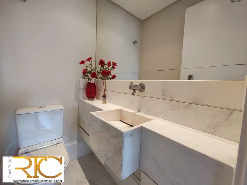 Apartamento com 3 quartos para alugar, 142m2 em Itaim Bibi, São Paulo - SP - imagem 9 Foto 9 de Apartamento com 3 quartos para alugar, 142m2 em Itaim Bibi, São Paulo - SP