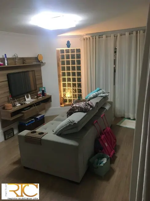 Foto 3 de Casa com 3 quartos à venda, 130m2 em Jardim das Flores, São Paulo - SP