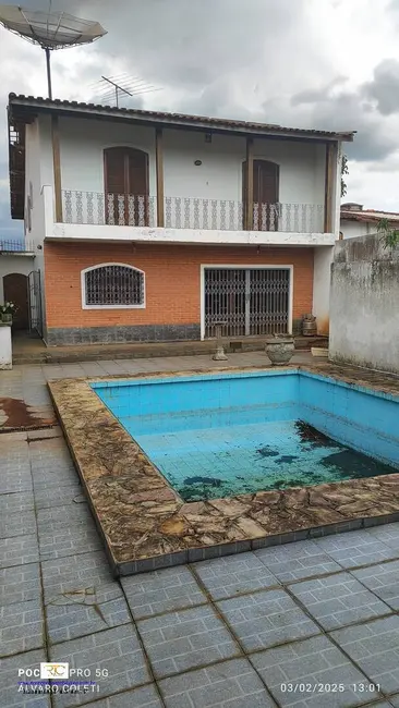 Foto 1 de Sobrado com 3 quartos à venda, 480m2 em Pedreira, São Paulo - SP