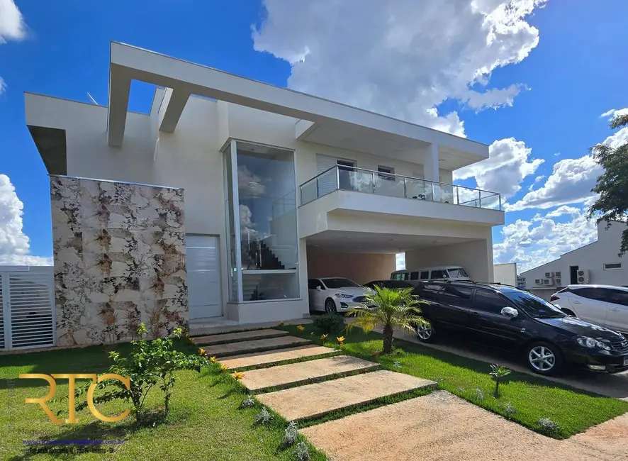 Casa de Condomínio com 5 quartos à venda, 400m2 em Porto Feliz - SP - imagem 1 Foto 1 de Casa de Condomínio com 5 quartos à venda, 400m2 em Porto Feliz - SP