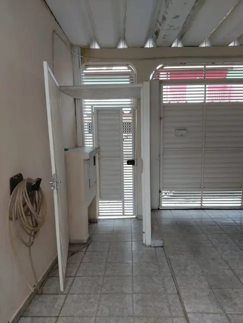 Foto 3 de Casa com 3 quartos à venda, 136m2 em Parque Ipê, São Paulo - SP