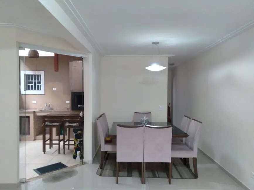 Foto 9 de Casa com 3 quartos à venda, 134m2 em Parque Ipê, São Paulo - SP