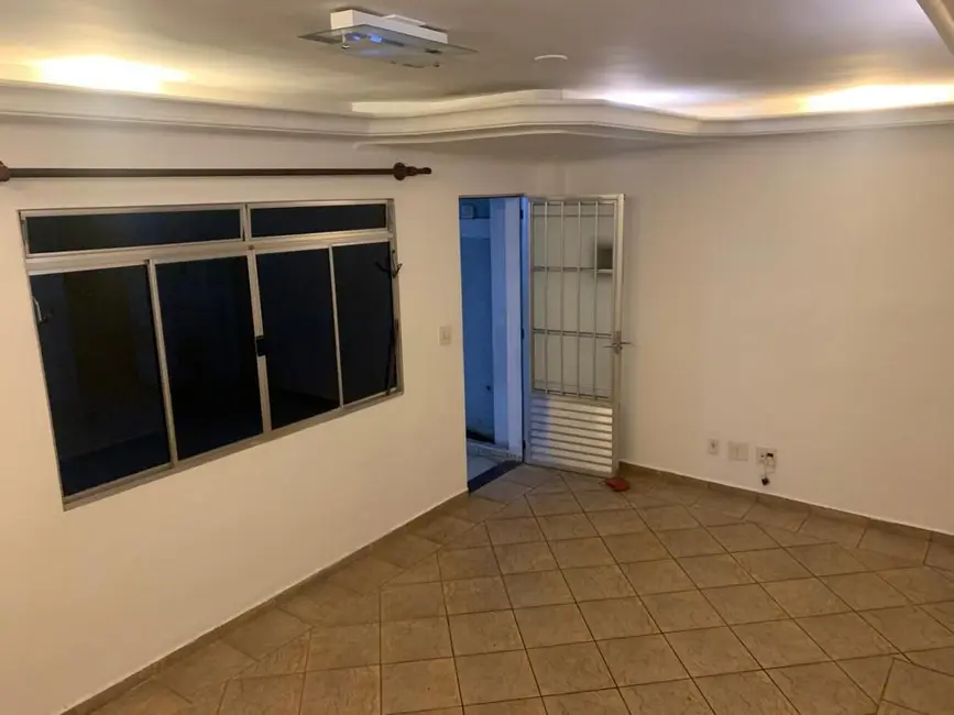 Casa com 3 quartos à venda, 140m2 em Jardim São Jorge (Raposo Tavares), São Paulo - SP - imagem 6 Foto 6 de Casa com 3 quartos à venda, 140m2 em Jardim São Jorge (Raposo Tavares), São Paulo - SP