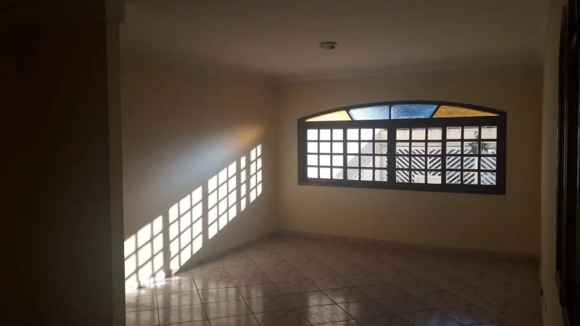 Foto 4 de Casa com 3 quartos à venda, 180m2 em Parque Ipê, São Paulo - SP