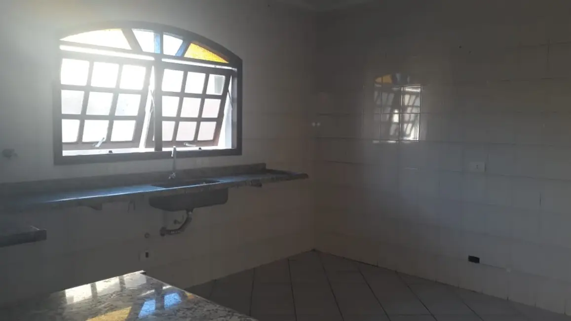 Foto 9 de Casa com 3 quartos à venda, 180m2 em Parque Ipê, São Paulo - SP