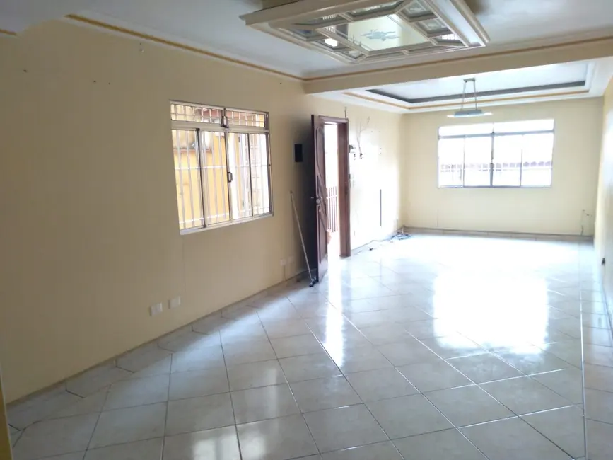 Casa com 3 quartos à venda, 200m2 em Parque Ipê, São Paulo - SP - imagem 3 Foto 3 de Casa com 3 quartos à venda, 200m2 em Parque Ipê, São Paulo - SP