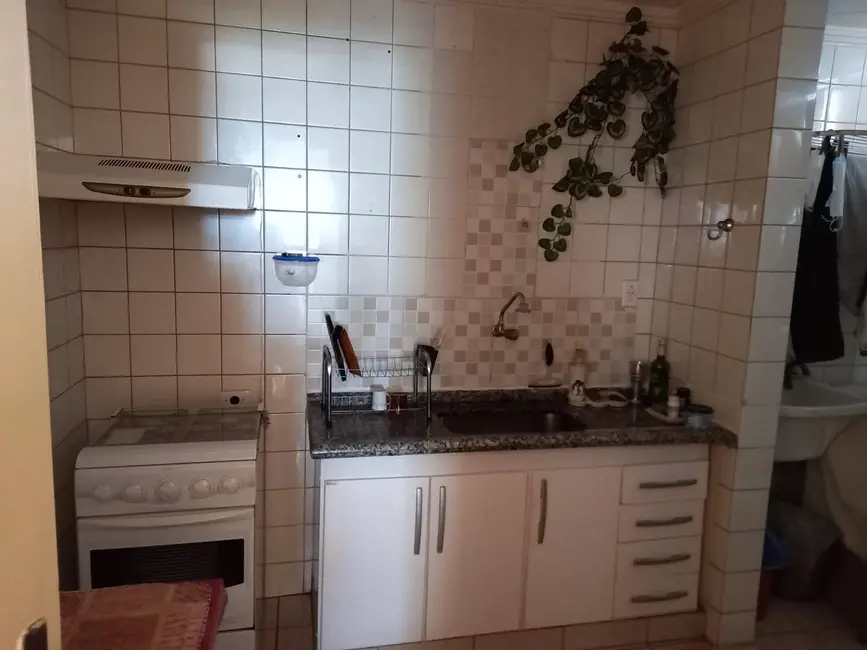 Foto 3 de Apartamento com 2 quartos à venda, 53m2 em Jardim Caiapiá, Cotia - SP