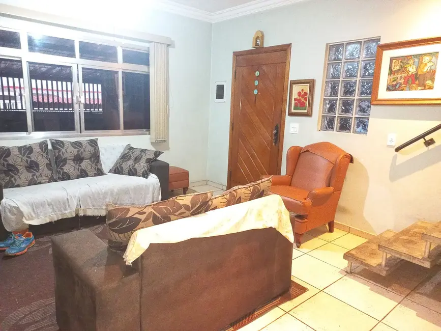 Foto 3 de Casa com 2 quartos à venda, 135m2 em Parque Ipê, São Paulo - SP