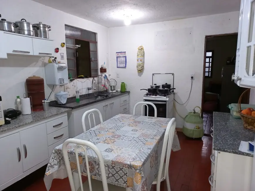 Foto 5 de Casa com 4 quartos à venda, 200m2 em Jardim João XXIII, São Paulo - SP