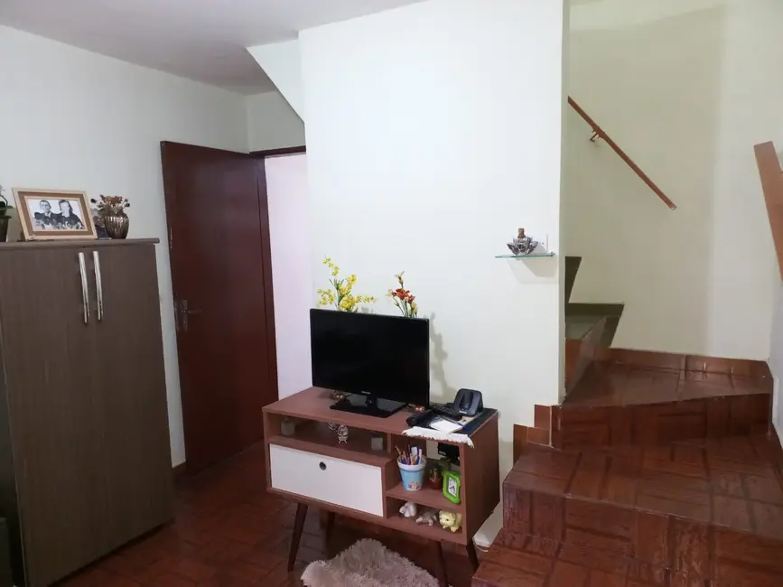 Foto 4 de Casa com 4 quartos à venda, 200m2 em Jardim João XXIII, São Paulo - SP