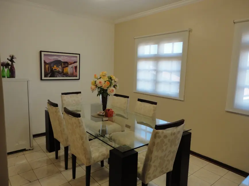 Foto 8 de Casa com 3 quartos à venda, 135m2 em Parque Ipê, São Paulo - SP