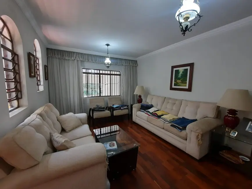 Foto 1 de Casa com 3 quartos à venda, 226m2 em Jardim Peri Peri, São Paulo - SP