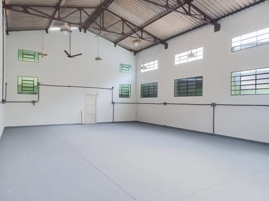 Armazém / Galpão para alugar, 115m2 em Parque Ipê, São Paulo - SP - imagem 1 Foto 1 de Armazém / Galpão para alugar, 115m2 em Parque Ipê, São Paulo - SP