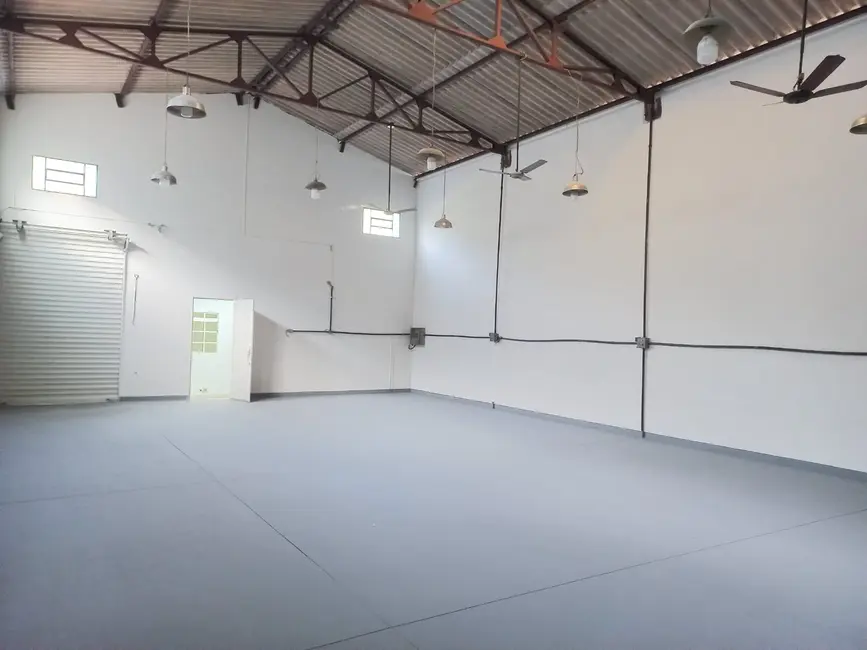 Armazém / Galpão para alugar, 115m2 em Parque Ipê, São Paulo - SP - imagem 6 Foto 6 de Armazém / Galpão para alugar, 115m2 em Parque Ipê, São Paulo - SP