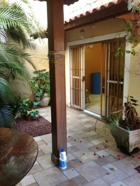 Foto 5 de Casa com 4 quartos à venda, 276m2 em Parque Ipê, São Paulo - SP