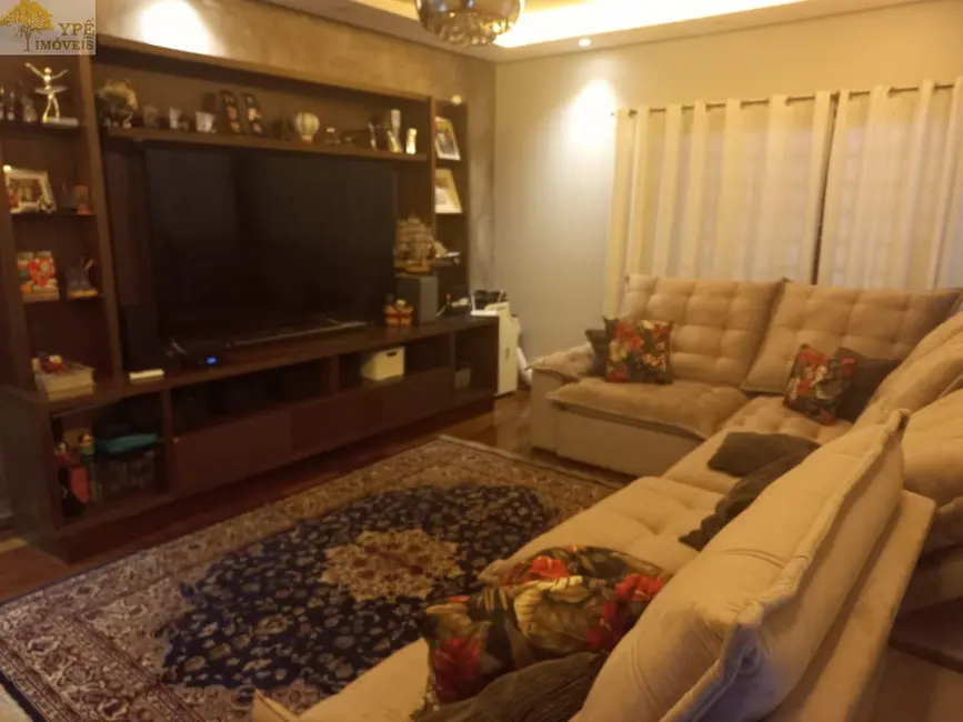Foto 3 de Casa com 3 quartos à venda, 200m2 em Parque Ipê, São Paulo - SP