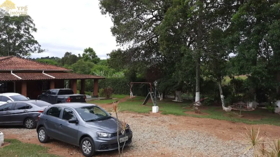 Chácara com 3 quartos à venda, 1000m2 em Ibiuna - SP - imagem 3 Foto 3 de Chácara com 3 quartos à venda, 1000m2 em Ibiuna - SP