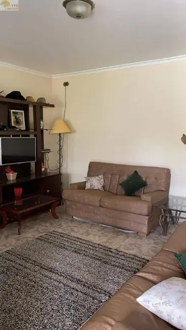 Chácara com 3 quartos à venda, 4000m2 em Ibiuna - SP - imagem 6 Foto 6 de Chácara com 3 quartos à venda, 4000m2 em Ibiuna - SP