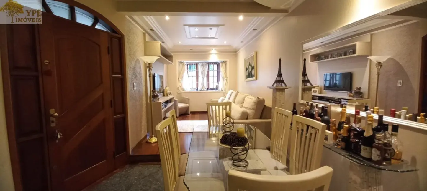 Foto 4 de Casa com 4 quartos à venda, 210m2 em Parque Ipê, São Paulo - SP