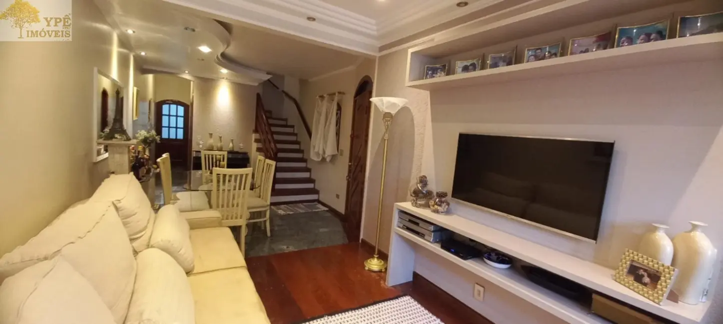 Foto 9 de Casa com 4 quartos à venda, 210m2 em Parque Ipê, São Paulo - SP