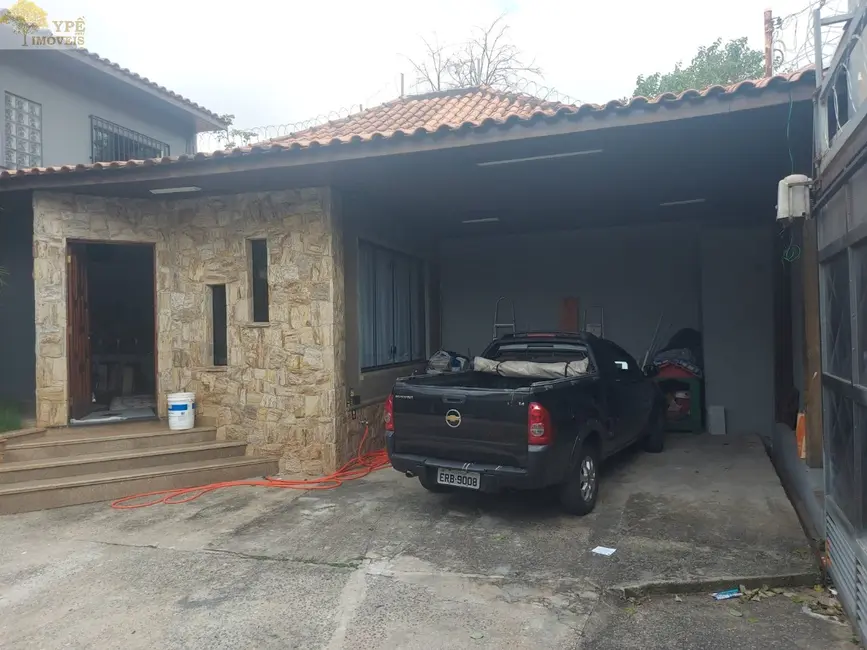 Casa com 3 quartos à venda, 241m2 em Parque Ipê, São Paulo - SP - imagem 2 Foto 2 de Casa com 3 quartos à venda, 241m2 em Parque Ipê, São Paulo - SP