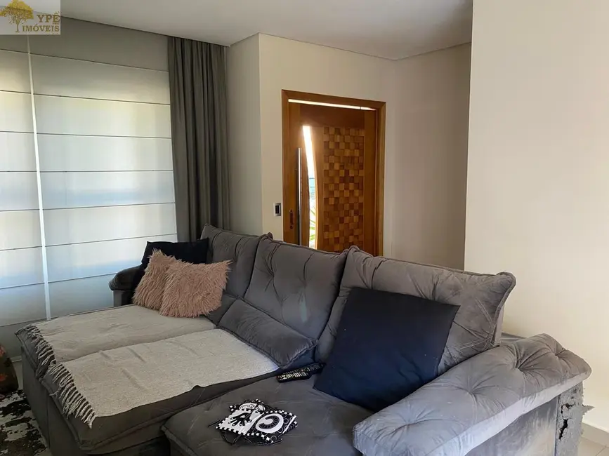 Casa de Condomínio com 3 quartos à venda, 190m2 em Vargem Grande Paulista - SP - imagem 2 Foto 2 de Casa de Condomínio com 3 quartos à venda, 190m2 em Vargem Grande Paulista - SP