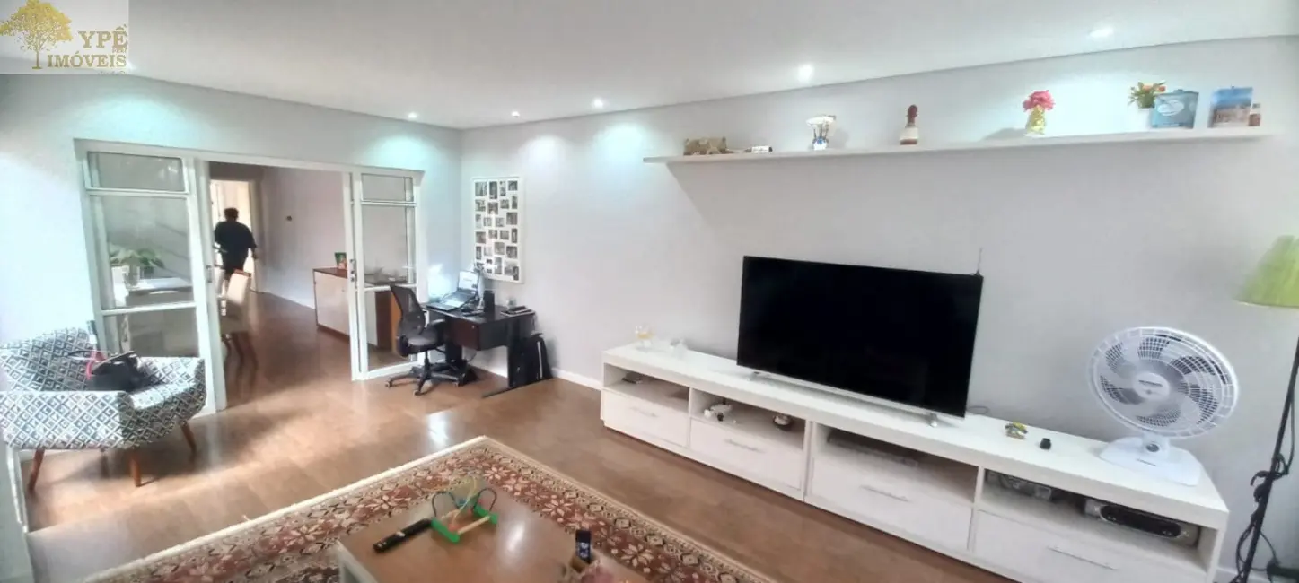 Casa de Condomínio com 2 quartos à venda, 180m2 em Jardim Lambreta, Cotia - SP - imagem 6 Foto 6 de Casa de Condomínio com 2 quartos à venda, 180m2 em Jardim Lambreta, Cotia - SP