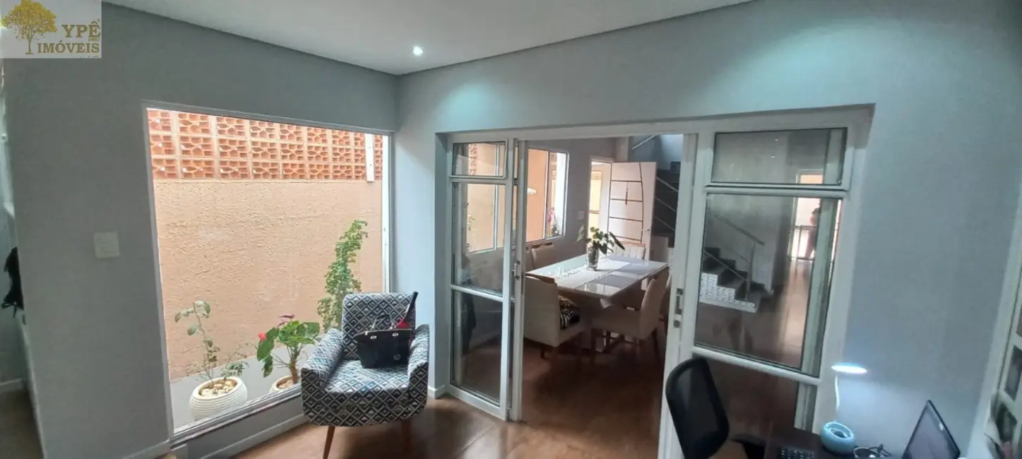 Casa de Condomínio com 2 quartos à venda, 180m2 em Jardim Lambreta, Cotia - SP - imagem 2 Foto 2 de Casa de Condomínio com 2 quartos à venda, 180m2 em Jardim Lambreta, Cotia - SP