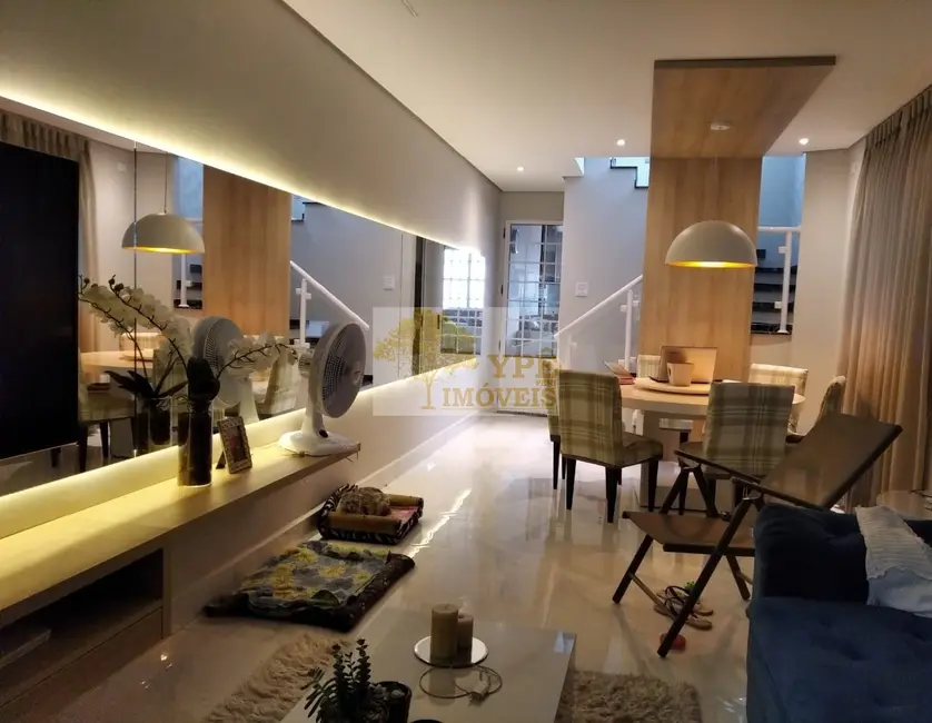 Foto 2 de Casa de Condomínio com 3 quartos à venda, 160m2 em Jardim Rio das Pedras, Cotia - SP
