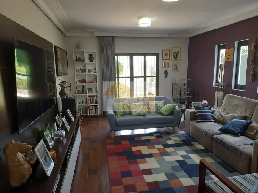 Casa com 3 quartos à venda, 192m2 em Parque Ipê, São Paulo - SP - imagem 1 Foto 1 de Casa com 3 quartos à venda, 192m2 em Parque Ipê, São Paulo - SP