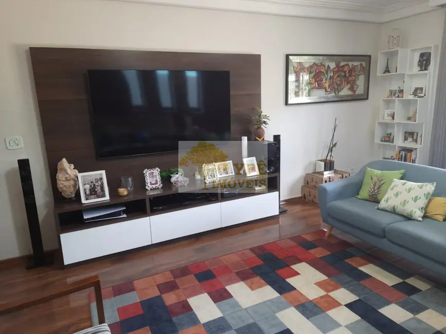 Casa com 3 quartos à venda, 192m2 em Parque Ipê, São Paulo - SP - imagem 2 Foto 2 de Casa com 3 quartos à venda, 192m2 em Parque Ipê, São Paulo - SP